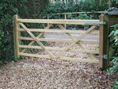 5-Bar Gate